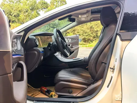 Mercedes-Benz Mercedes-Benz CLS