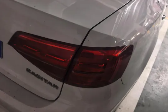 Volkswagen Sagitar