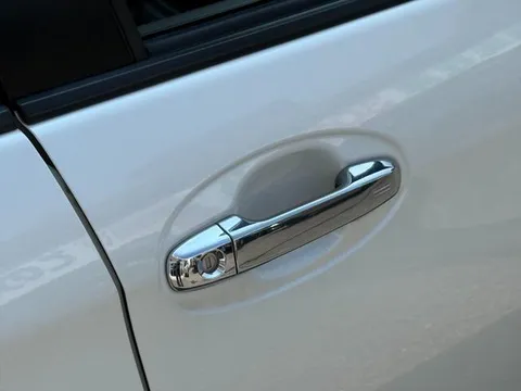 Toyota Yaris (Vitz)