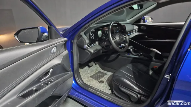 Hyundai Elantra (Avante)