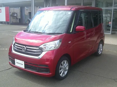 Nissan Dayz Roox