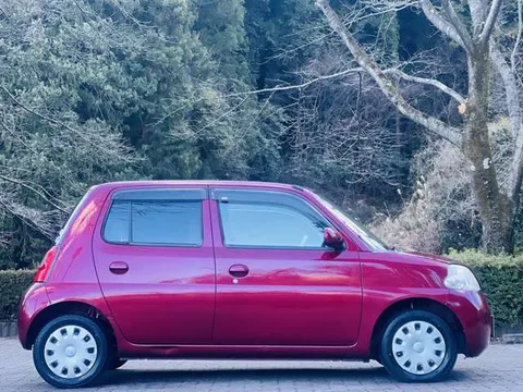 Daihatsu Esse