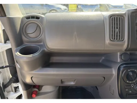 Mitsubishi Minicab Van