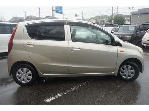 Subaru Pleo