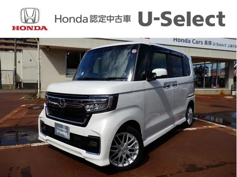 Honda N-BOX Custom