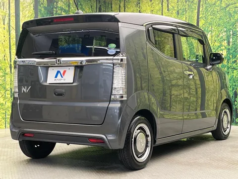 Honda N-BOX Slash
