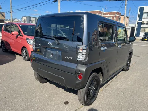 Daihatsu Taft