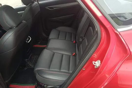 Geely Binray