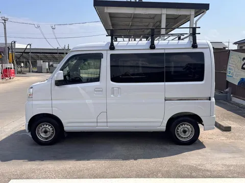 Toyota Pixis Van