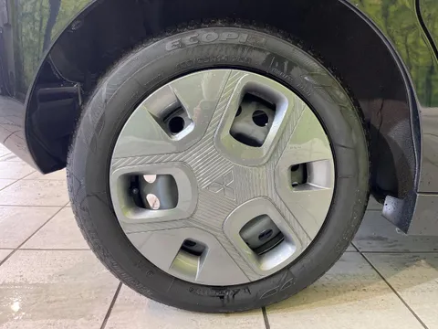 Mitsubishi Delica Mini