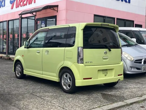 Nissan Otti