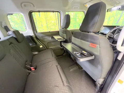 Suzuki Spacia Gear