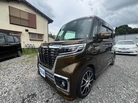 Suzuki Spacia Custom