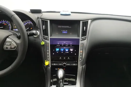 Infiniti Q50L