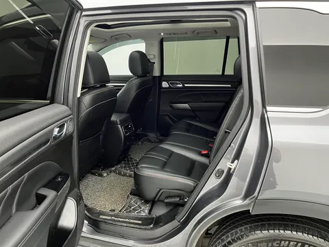 Gac GS8