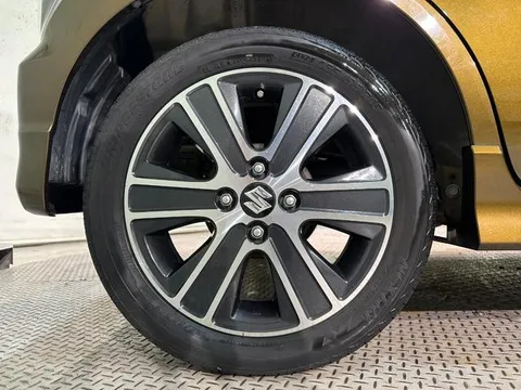 Suzuki Wagon R Stingray