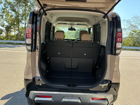 Mitsubishi Delica Mini