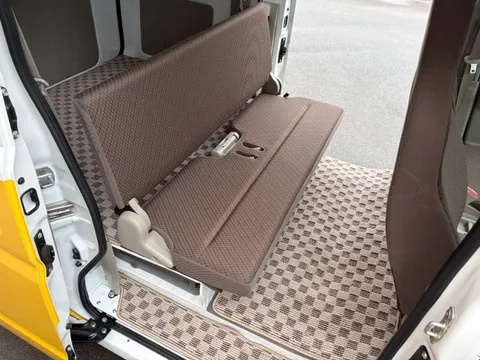 Nissan Clipper