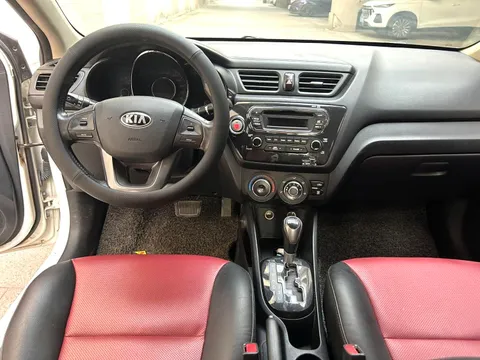 Kia K2