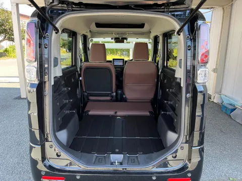 Suzuki Spacia Base