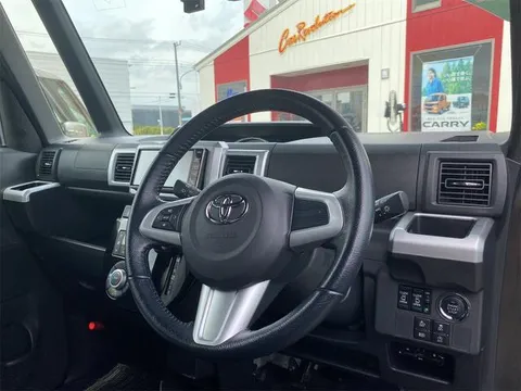 Toyota Pixis Mega