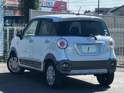 Toyota Pixis Joy