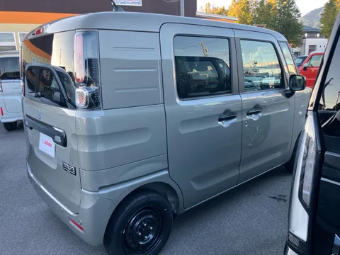 Suzuki Spacia Base