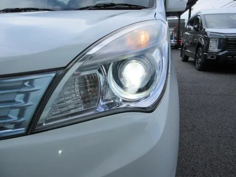 Mitsubishi Delica D:2