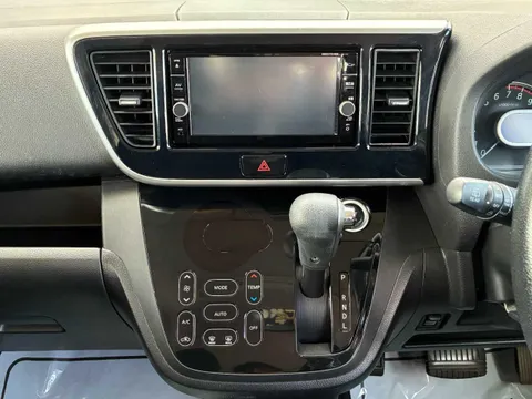 Mitsubishi eK Space Custom