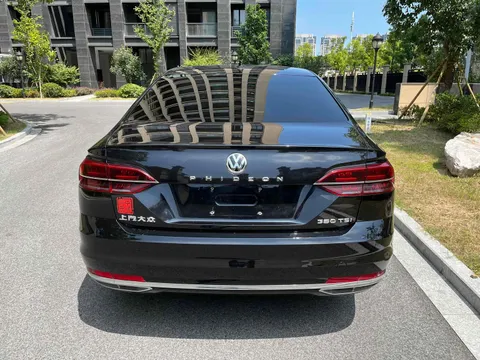 Volkswagen Phideon