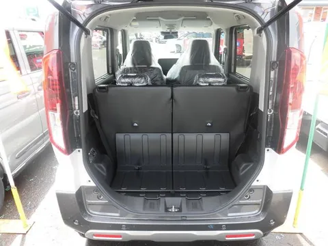 Suzuki Spacia Gear