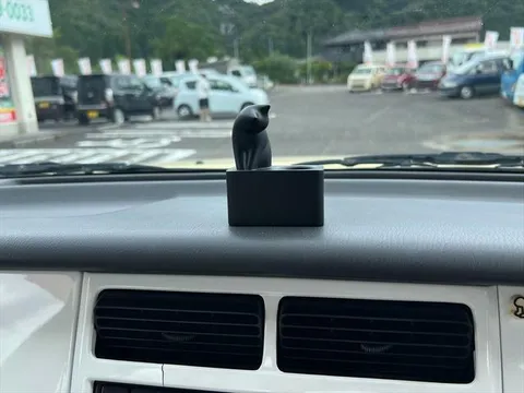 Nissan Rasheen
