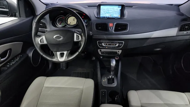 Renault SM3