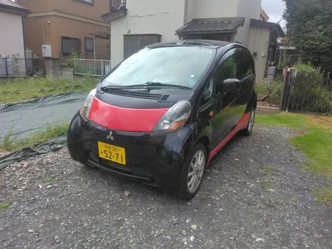 Mitsubishi I