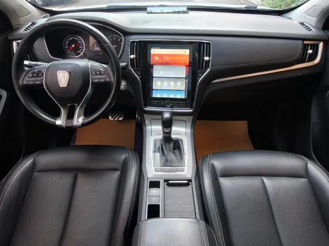 Roewe RX5