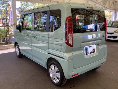 Suzuki Spacia