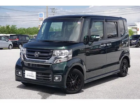Honda N-BOX Custom