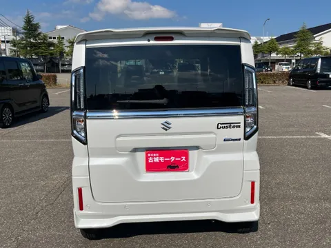 Suzuki Spacia Custom