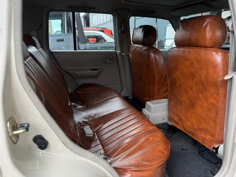 Nissan Rasheen