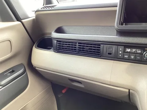 Honda N-BOX Joy