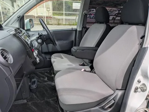 Nissan Otti
