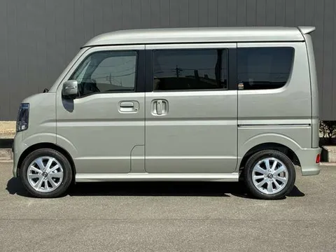 Nissan Clipper Rio