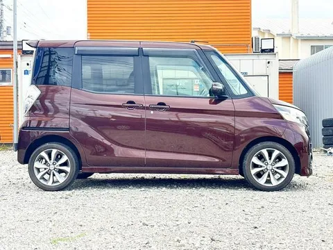 Nissan Dayz Roox