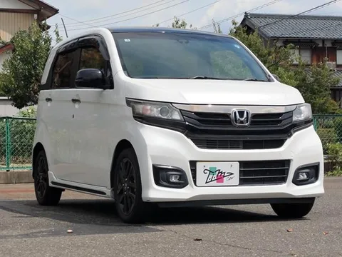 Honda N-WGN Custom