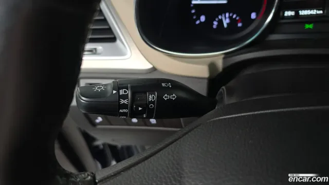 Hyundai Grand Santa Fe (Maxcruz)
