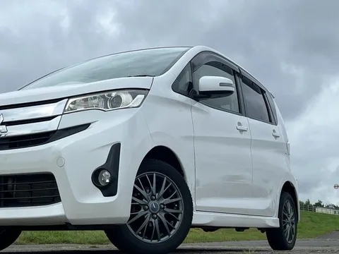 Mitsubishi eK Custom