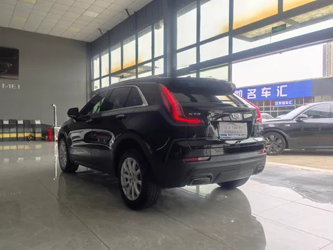 Cadillac XT4