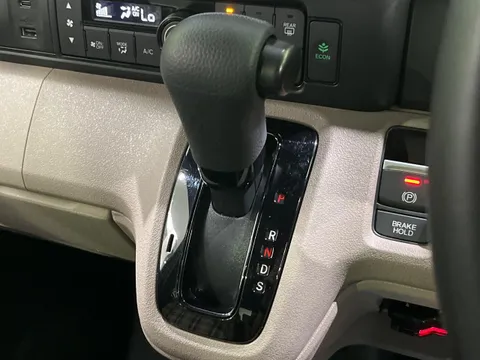 Honda N-BOX Joy