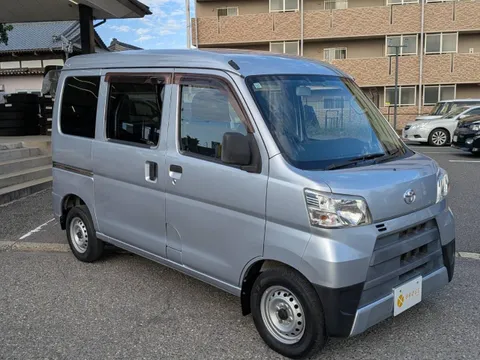 Toyota Pixis Van