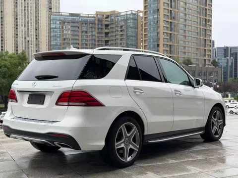 Mercedes-Benz GLE-Class
